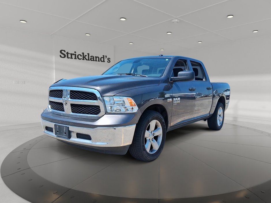 2023 Ram RAM 1500 Classic Crew Cab 4x4 (DS) SLT (140.5 WB 5'7 Box) SWB in Stratford, Ontario