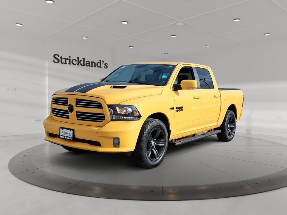 2016 Ram RAM 1500 Crew Cab 4x4 Sport (140.5 WB - 5.7 Box) in Stratford, Ontario