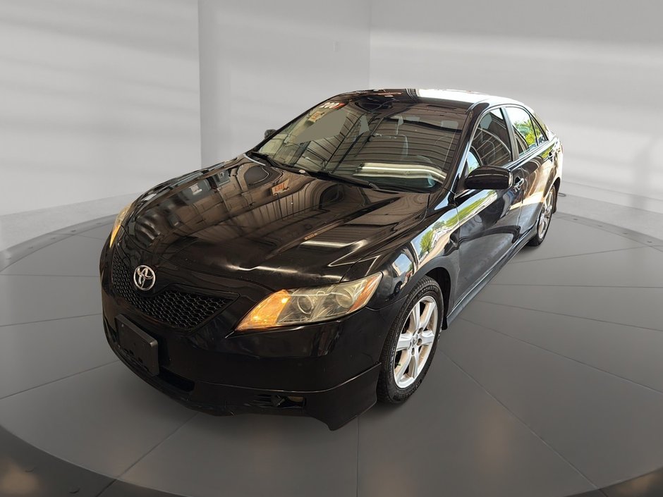 2007 Toyota Camry 4-door Sedan SE 5A in Stratford, Ontario