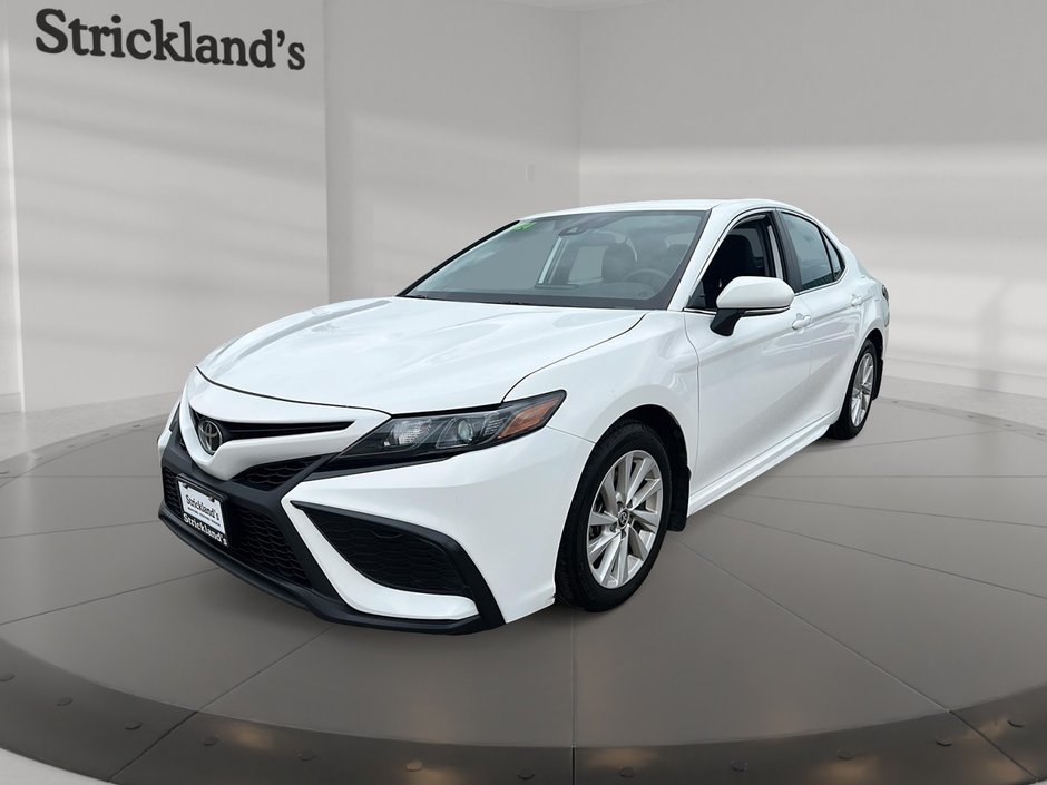 2024 Toyota Camry SE AWD in Stratford, Ontario