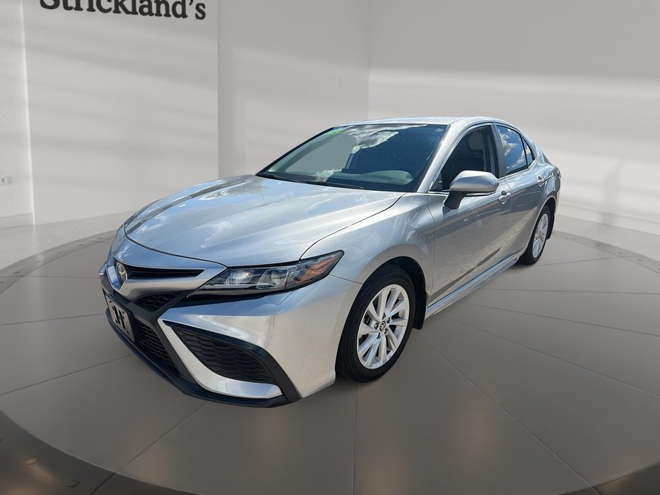 2024 Toyota Camry SE AWD in Stratford, Ontario