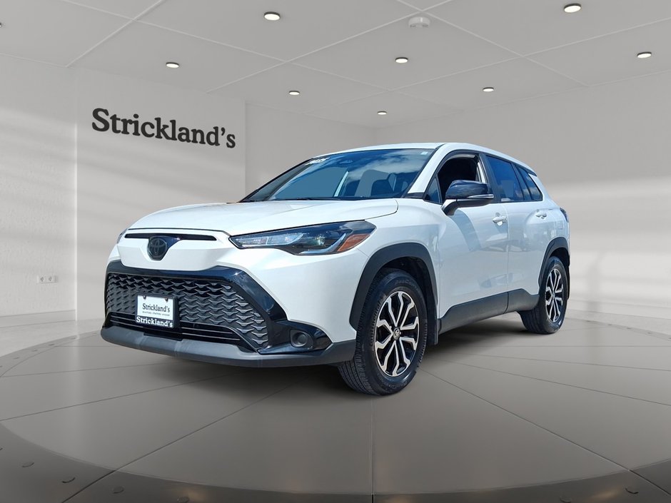 2025 Toyota Corolla Cross Hybrid SE AWD in Stratford, Ontario