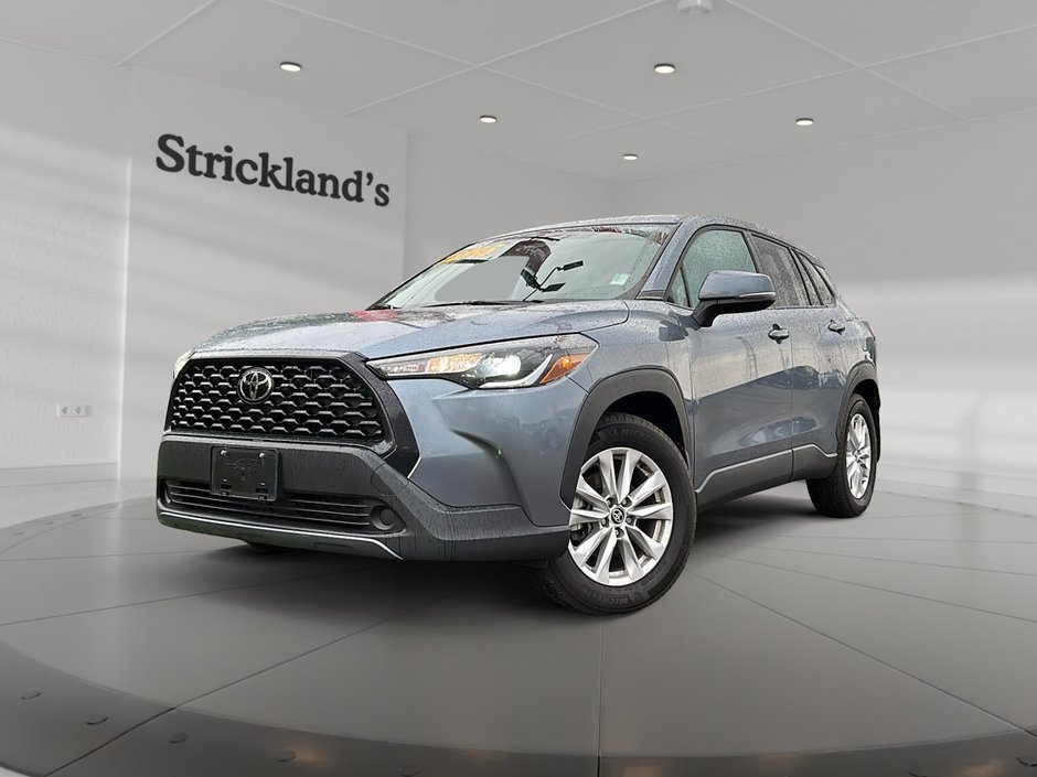 2023 Toyota Corolla Cross LE AWD in Stratford, Ontario