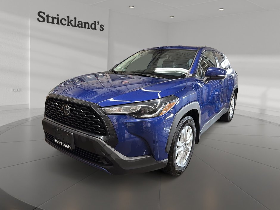 2024 Toyota Corolla Cross LE AWD in Stratford, Ontario