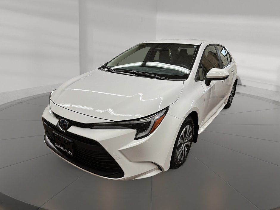 2025 Toyota Corolla Hybrid LE in Stratford, Ontario