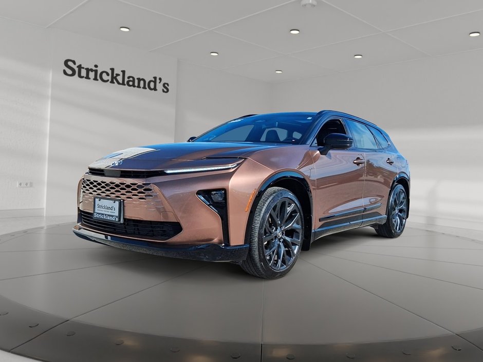 2025 Toyota Crown Signia Limited in Stratford, Ontario