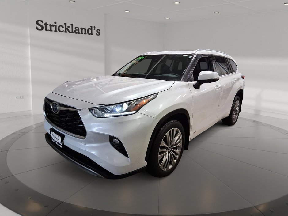2024 Toyota Highlander Hybrid Limited AWD in Stratford, Ontario