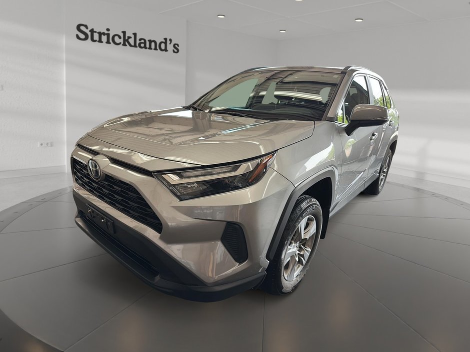 2024 Toyota RAV4 Hybrid XLE AWD in Stratford, Ontario