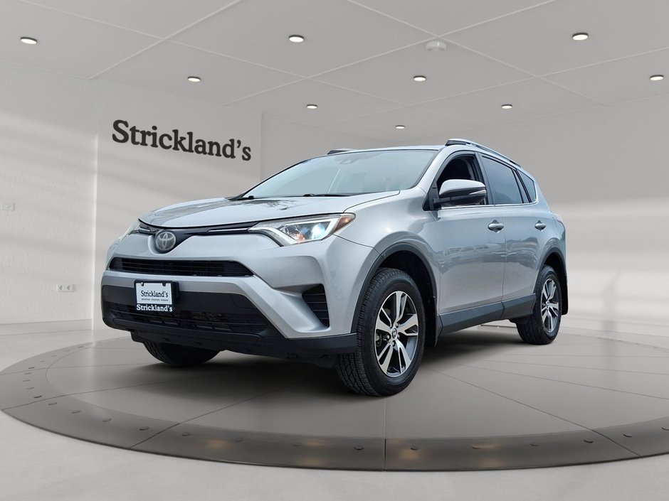 2018 Toyota RAV4 FWD LE in Stratford, Ontario
