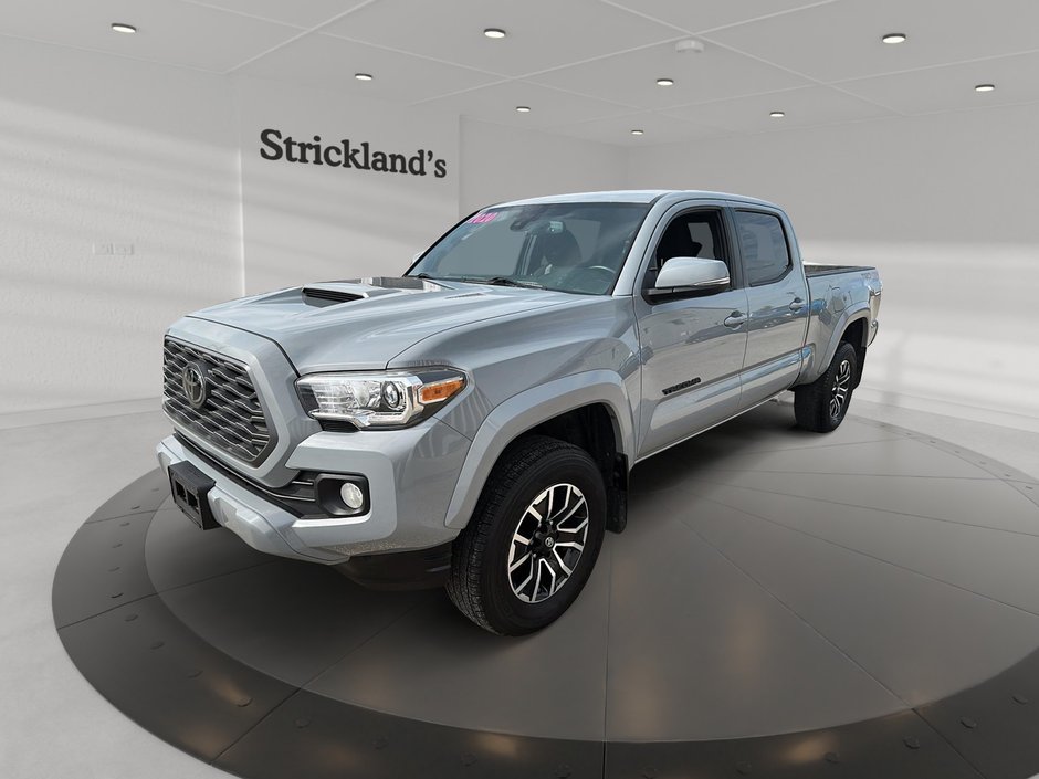 2020 Toyota Tacoma 4x4 Double Cab Regular Bed V6 6A in Stratford, Ontario