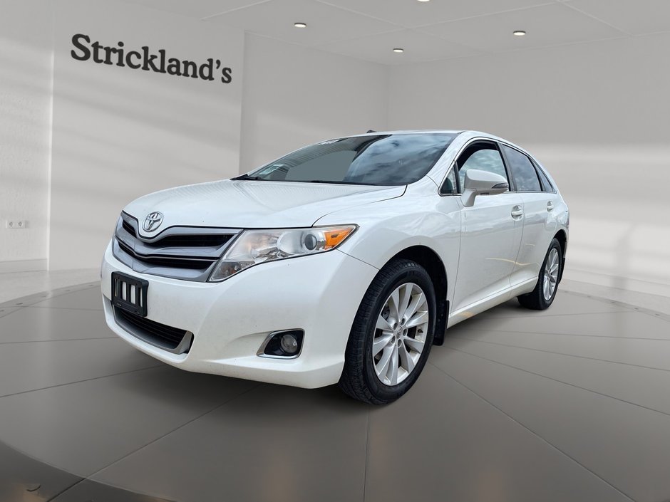 2013  Venza 4CYL 6A in Stratford, Ontario