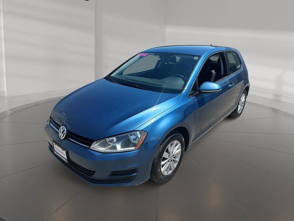 2016 Volkswagen Golf 5-Dr 1.8T Comfortline 6sp at w/Tip in Stratford, Ontario
