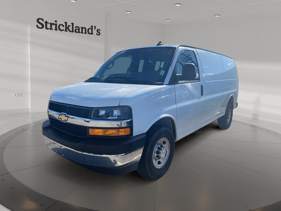 2023 Chevrolet Express Cargo 2500 135 WB 2WD in Brantford, Ontario - w940px