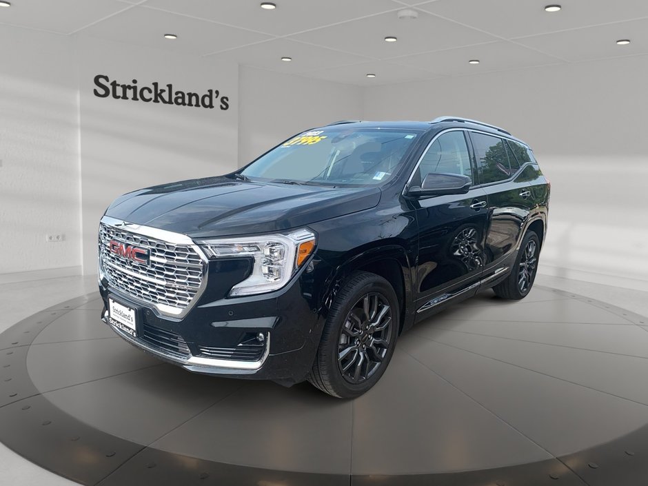2023 GMC Terrain Denali AWD in Stratford, Ontario