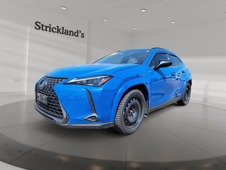 2021 Lexus UXh 250h AWD in Brantford, Ontario - w940px