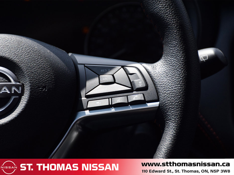 2023 Nissan Kicks SR PREM PACKAGE-16