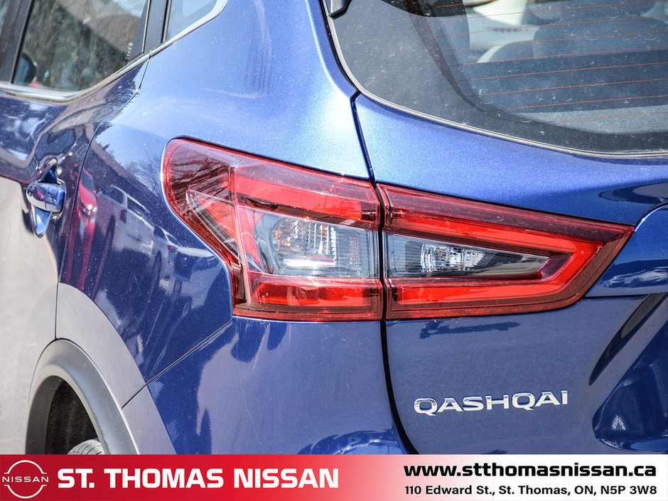 2022 Nissan Qashqai SV FWD-7