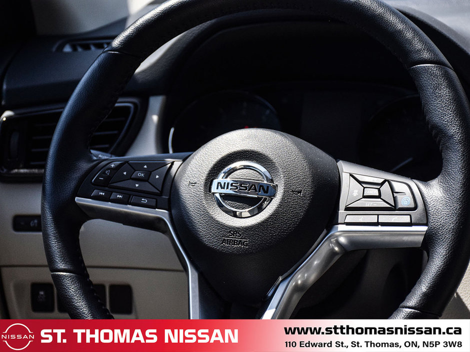 2022 Nissan Qashqai SV FWD-15