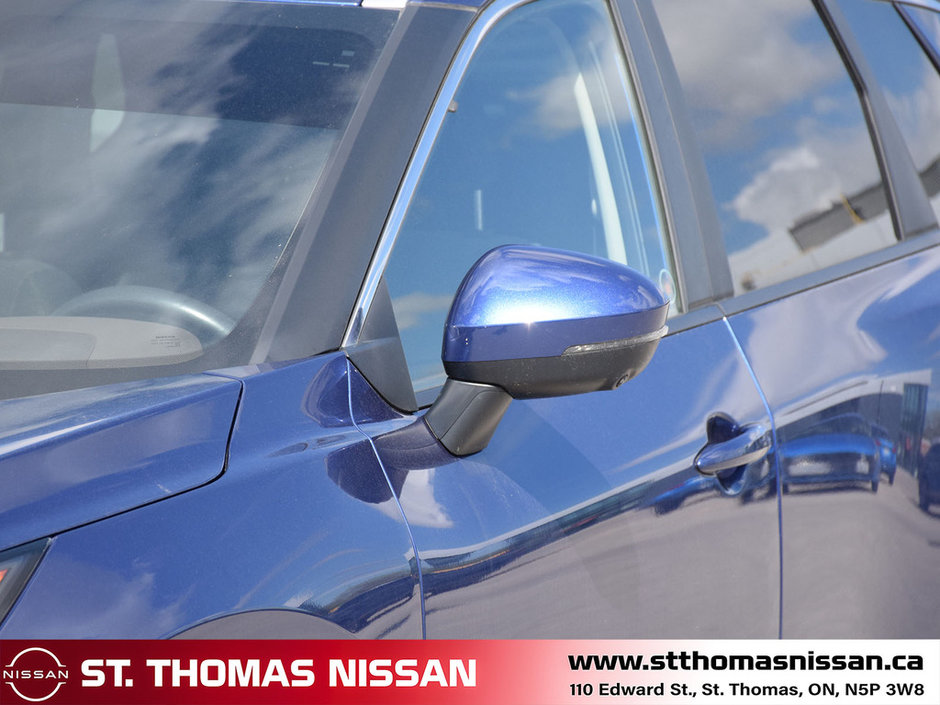 2023 Nissan Rogue SV MOONROOF-2