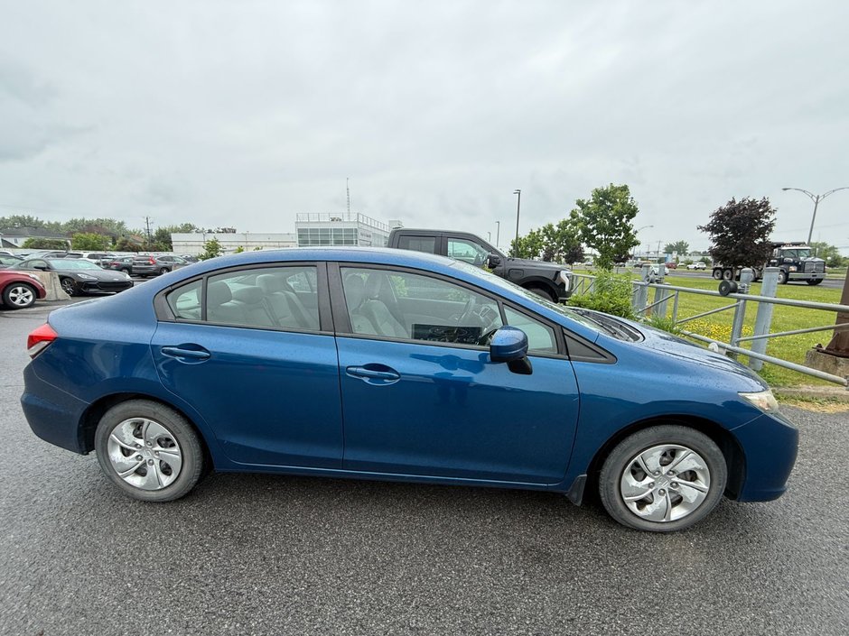 Honda Civic Sedan LX 2015 à Brossard, Québec
