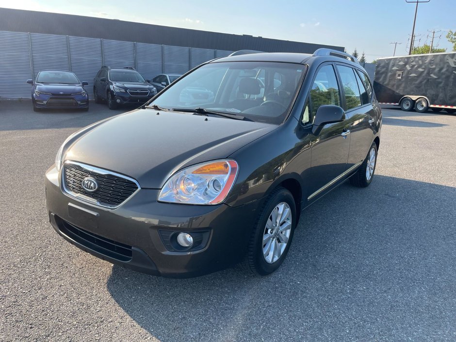 2012 Kia Rondo in Brossard, Quebec