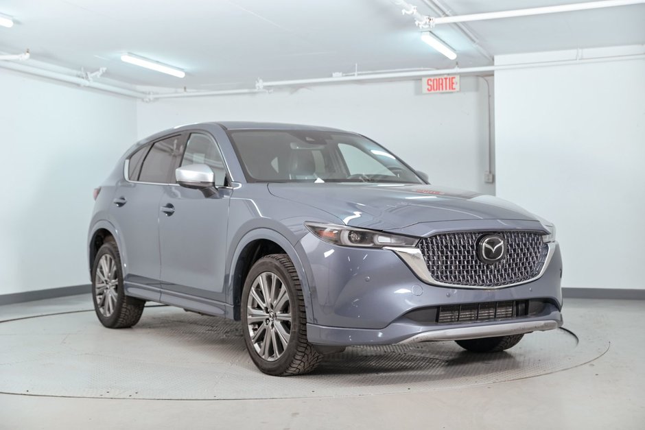 2024 Mazda CX-5 Signature in Brossard, Quebec