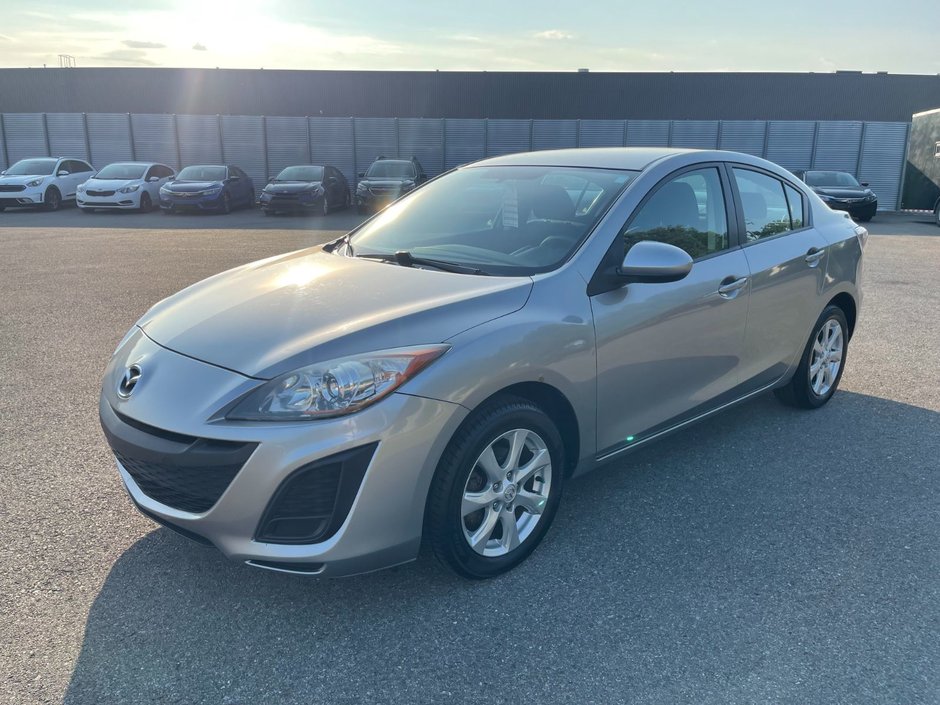 2011 Mazda 3 GX in Brossard, Quebec