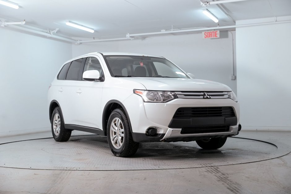 2015 Mitsubishi Outlander ES in Brossard, Quebec