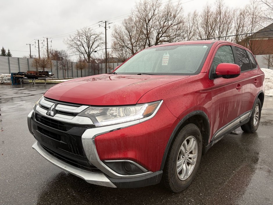 2016 Mitsubishi Outlander ES in Brossard, Quebec