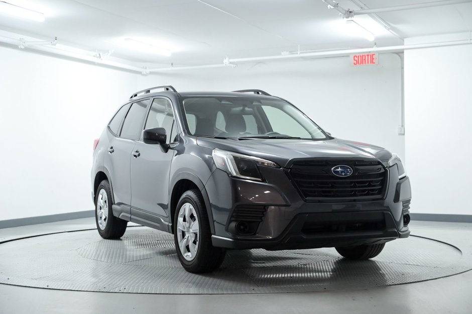 Subaru Forester BASE // CAMÉRA RECUL, CARPLAY, EYESIGHT, SIEGE CHA 2024 à Brossard, Québec