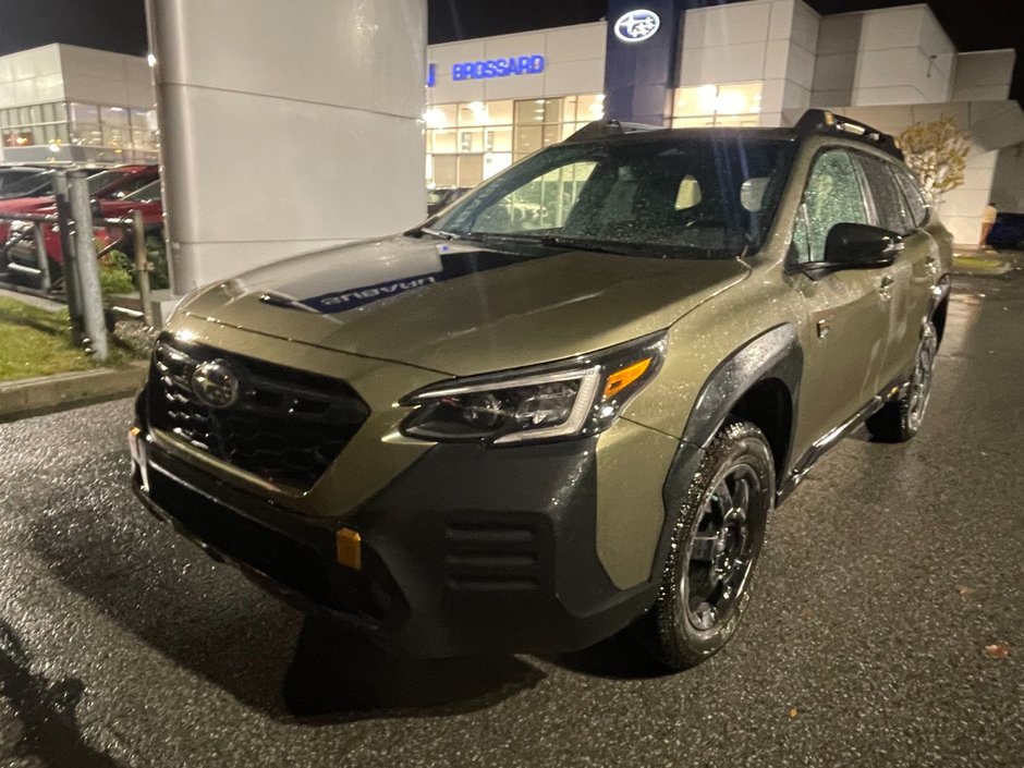 Subaru Outback Wilderness // 2.4T, SIEGES CHAUFF., CARPLAY, TOIT 2023 à Brossard, Québec