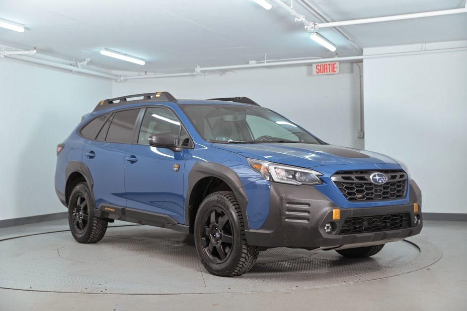 2023 Subaru Outback Wilderness // 2.4T, SIEGES CHAUFF., CARPLAY, TOIT in Brossard, Quebec