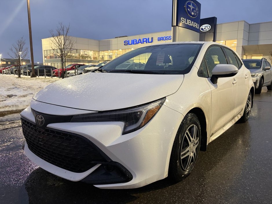 Toyota Corolla Hatchback  2023 à Brossard, Québec