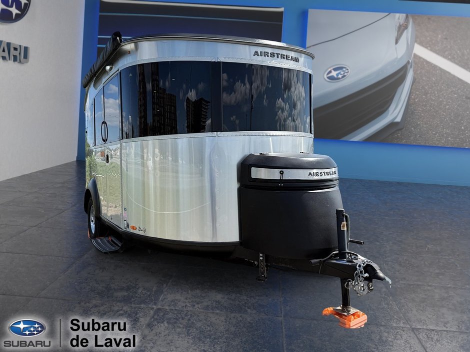 Airstream Basecamp 20 pi 2 po 2023 à Laval, Québec - w940px
