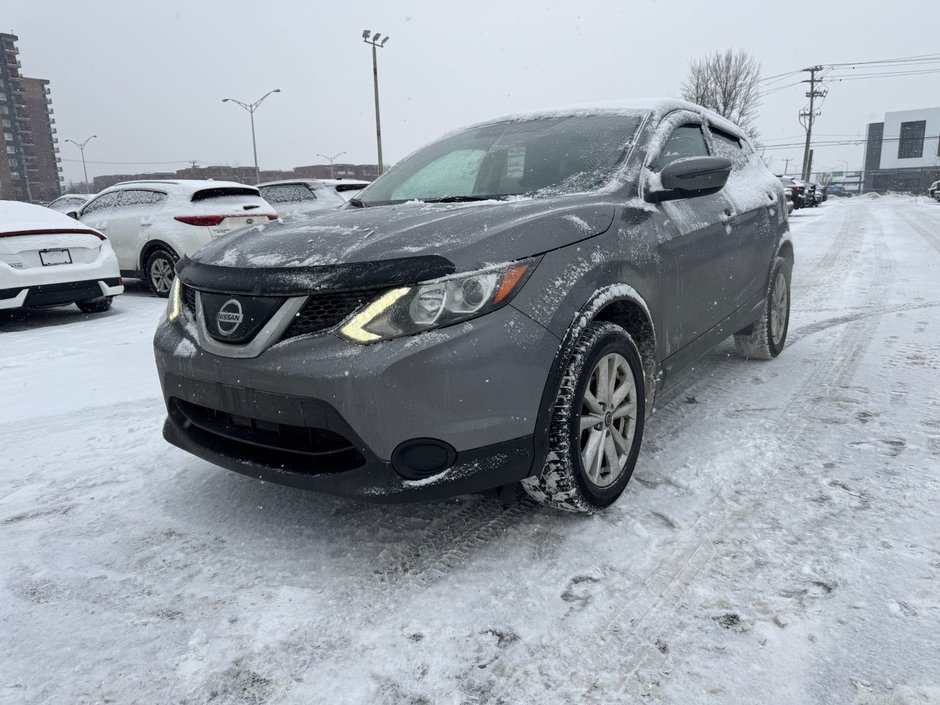 Nissan Qashqai S TI 2019 à Laval, Québec - w940px