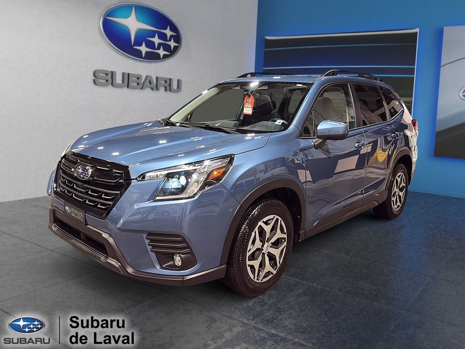 Subaru Forester Touring 2024 à Laval, Québec - w940px
