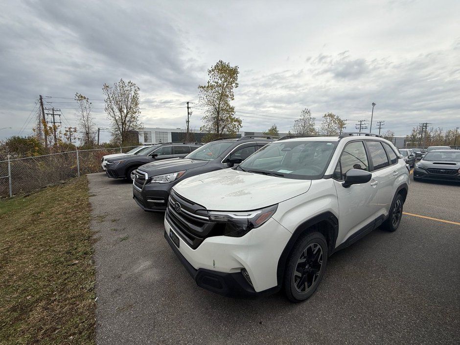 2025 Subaru Forester Touring in Laval, Quebec - w940px