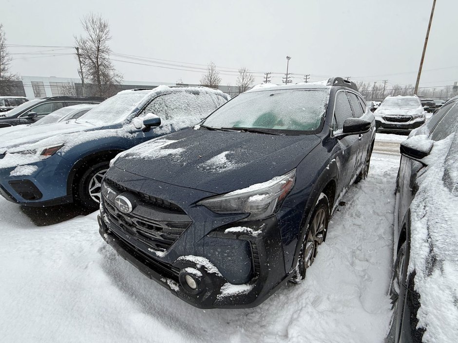 Subaru Outback Touring 2023 à Laval, Québec - w940px