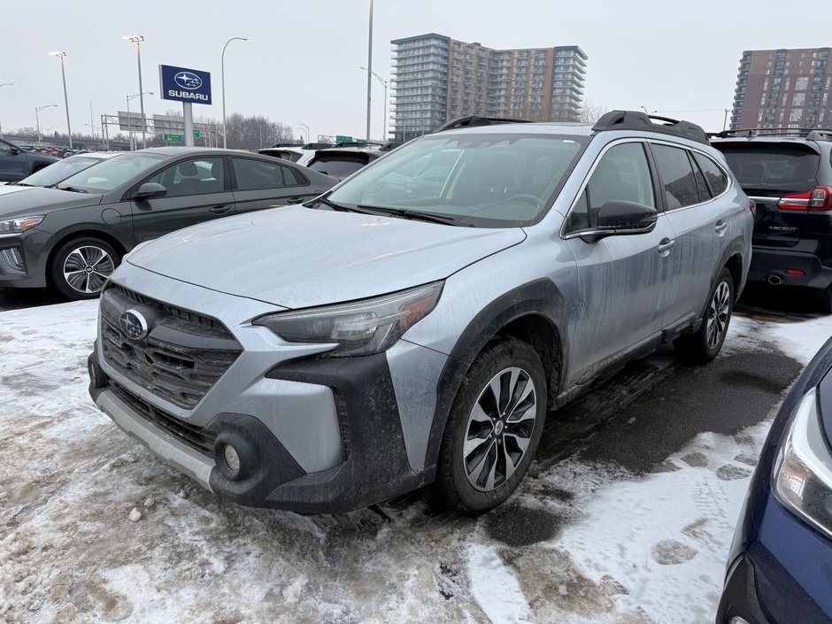 Subaru Outback Limited 2023 à Laval, Québec - w940px