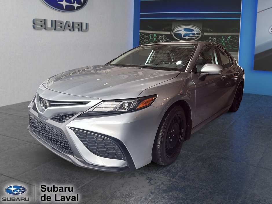 2024 Toyota Camry SE in Laval, Quebec - w940px