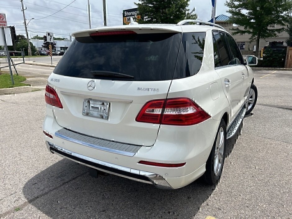 Mercedes-Benz M-Class ML 350 BLUETEC 2012