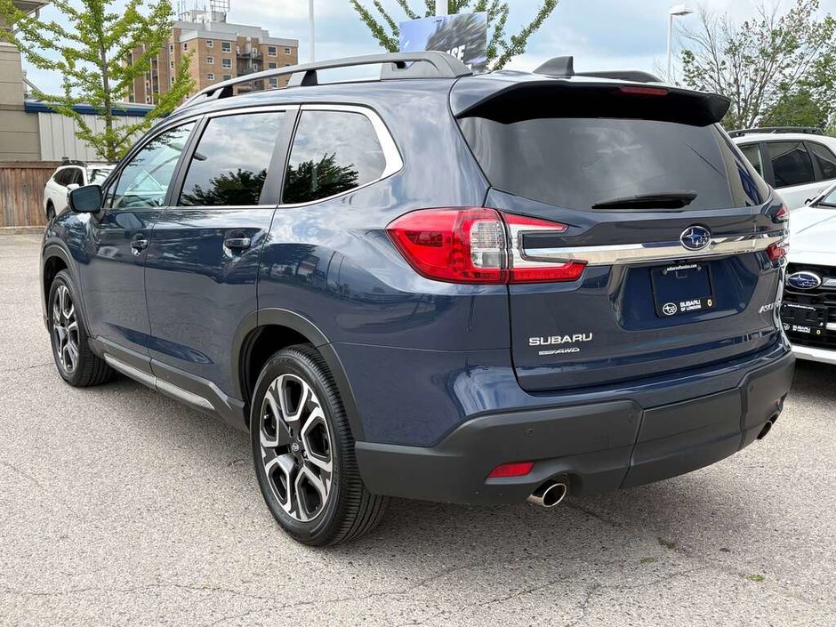 2023 Subaru ASCENT LIMITED ONE OWNER | CLEAN CARFAX | 8 SEATER |  DEALER SERVICE UP TO DATE | NEW BRAKES FRONT AND BACK