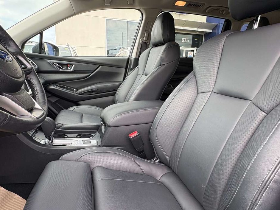 2023 Subaru ASCENT LIMITED ONE OWNER | CLEAN CARFAX | 8 SEATER |  DEALER SERVICE UP TO DATE | NEW BRAKES FRONT AND BACK