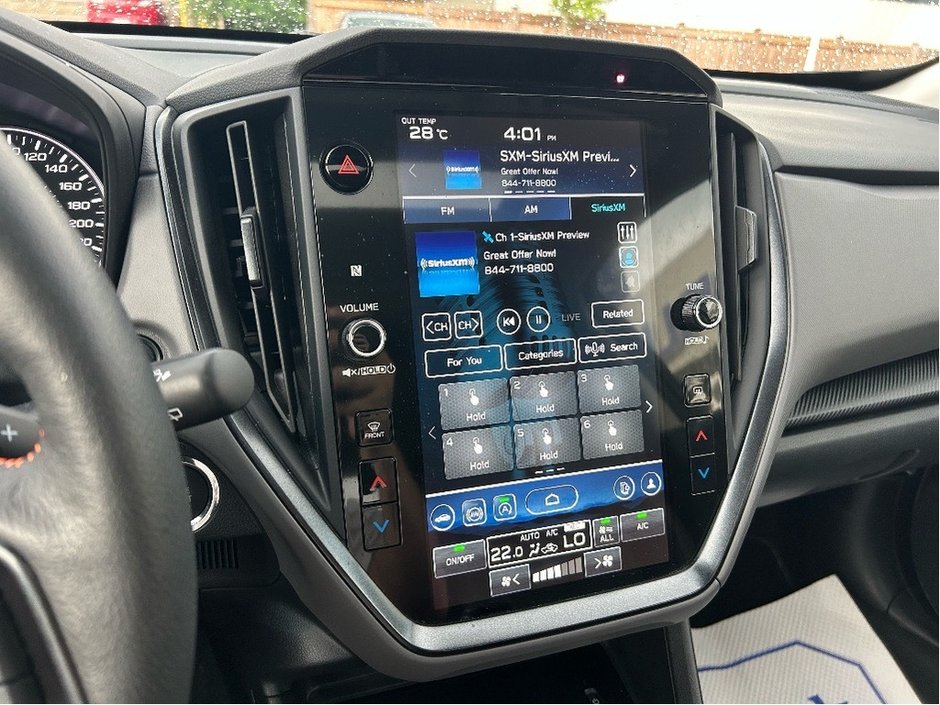 2024 Subaru Crosstrek LIMITED LEATHER SEATS | ONE OWNER | FULLY DEALER SERVICED | HARMAN KARDON 10 SPEAKERS AUDIO | 18