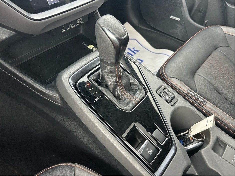 2024 Subaru Crosstrek LIMITED LEATHER SEATS | ONE OWNER | FULLY DEALER SERVICED | HARMAN KARDON 10 SPEAKERS AUDIO | 18