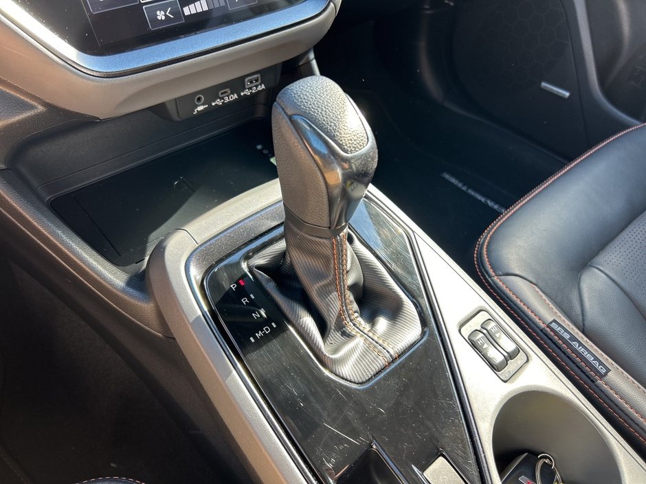 2024 Subaru Crosstrek LIMITED ONE OWNER | LEATHER | NAVI | ALLOYS | 10 SPEAKERS | STEERING- RESPONSIVE  LED HEADLIGHTS