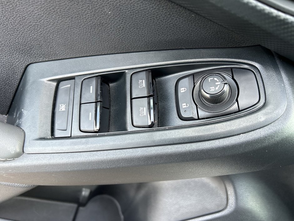 2024 Subaru CROSSTREK TOURING 152 HP | AWD | APPLE CARPLAY | PUSH BUTTON START |