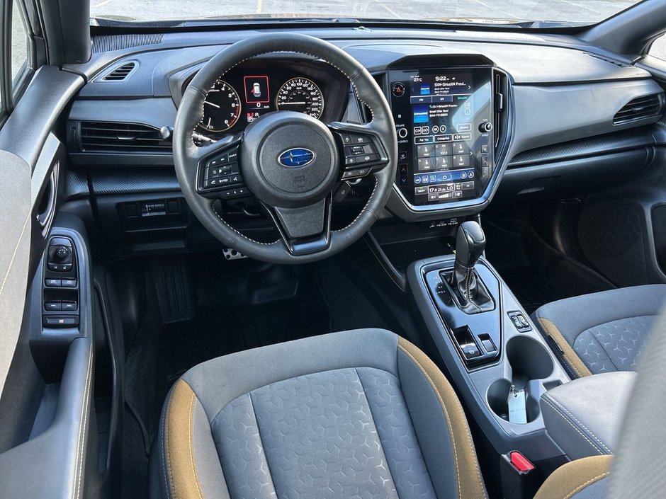 2024 Subaru CROSSTREK ONYX NO ACCIDENTS | ONE OWNER | LEASE RETURN | SUNROOF | HEATED SEATS | WIRELESS CHARGER | EYESIGHT | AWD