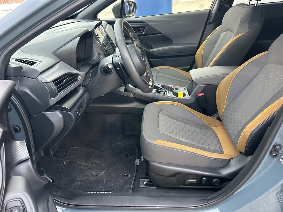 2024 Subaru CROSSTREK ONYX ONE OWNER | CLEAN CARFAX | CARPLAY | SUNROOF | EYESIGHT |  WIRELESS PHONE CHARGER | X-MODE | AWD |