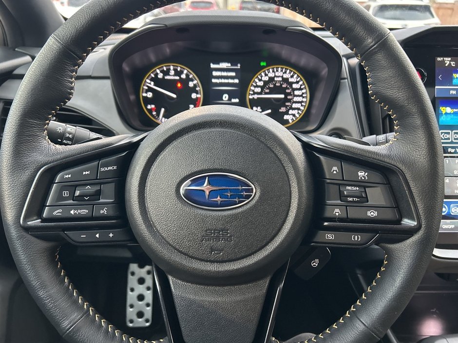 2024 Subaru CROSSTREK ONYX ONE OWNER | CLEAN CARFAX | CARPLAY | SUNROOF | EYESIGHT |  WIRELESS PHONE CHARGER | X-MODE | AWD |